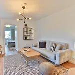 Am Bahnhof Apartman Stralsund