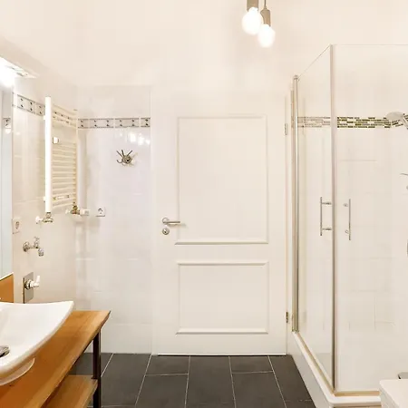 Apartment Apartmenthaus Tribseer Damm 6 Stralsund