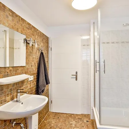 Apartment Apartmenthaus Tribseer Damm 6 Stralsund