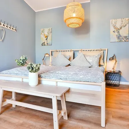 Apartmenthaus Tribseer Damm 6 *