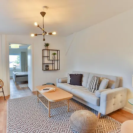 Am Bahnhof Apartment Stralsund