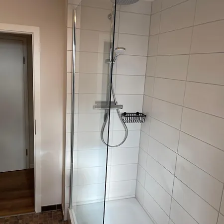 Apartmenthaus Tribseer Damm 6 * Stralsund