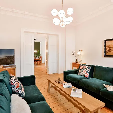 Am Bahnhof Apartment Stralsund