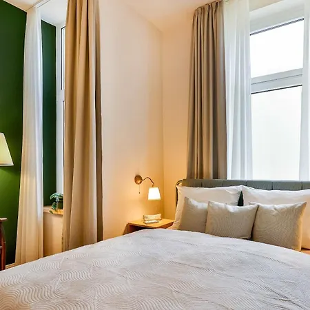 Apartmenthaus Tribseer Damm 6 * Stralsund