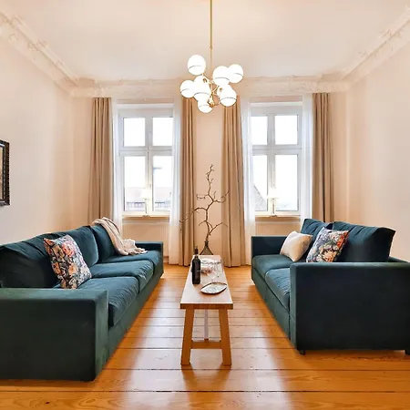 Am Bahnhof Apartment Stralsund