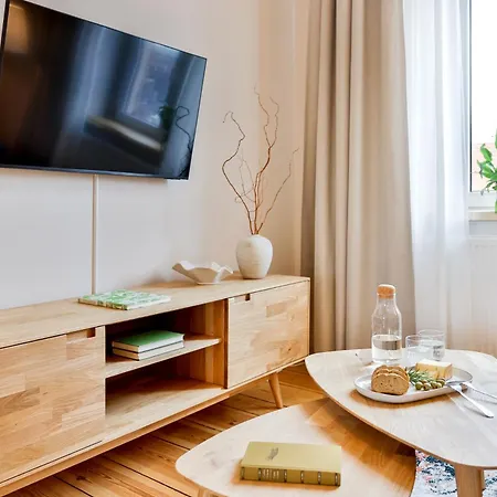 Am Bahnhof Apartment Stralsund