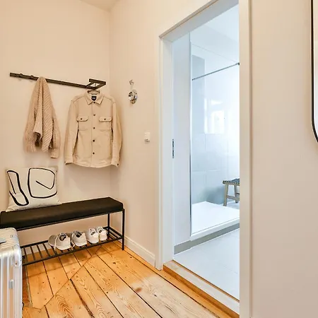 Am Bahnhof Stralsund