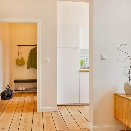 Am Bahnhof * Stralsund