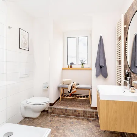 Apartment Am Bahnhof *