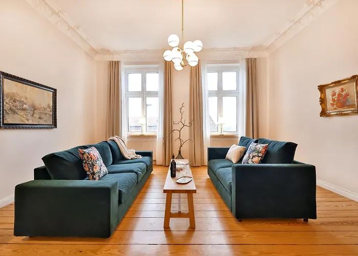 Am Bahnhof Апартаменты Штральзунд