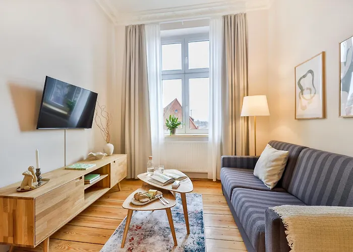 Am Bahnhof Штральзунд