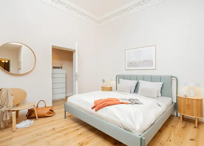 Am Bahnhof * Штральзунд